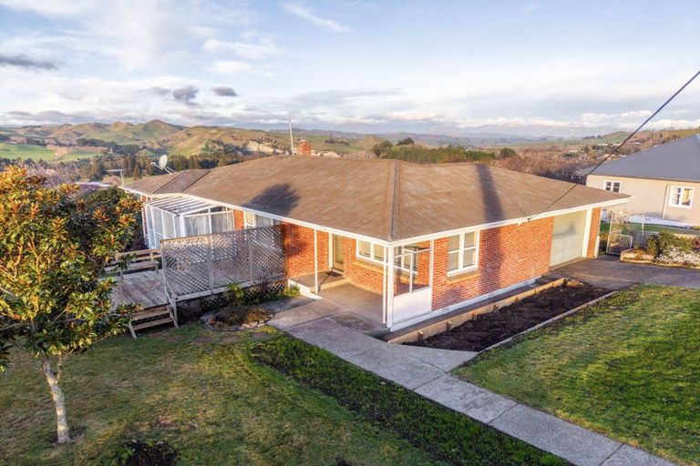 Photo of property in 12 Lark Street, Taihape, 4720
