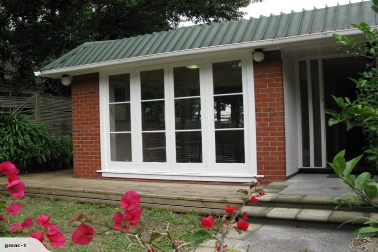 Photo of property in 1/129 Grafton Road, Grafton, Auckland, 1010