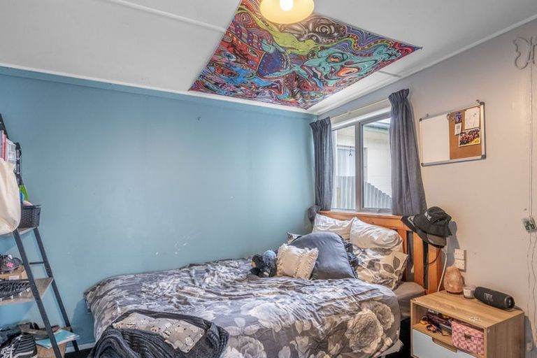 Photo of property in 17 Regent Street, Newfield, Invercargill, 9812