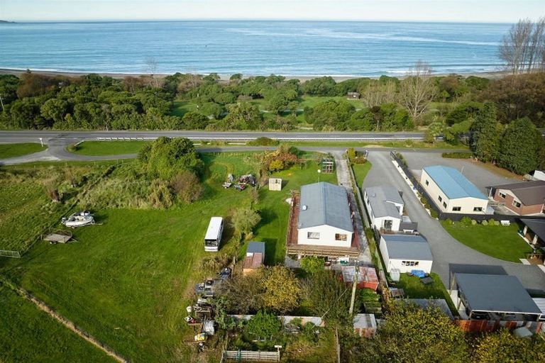 Photo of property in 8 Puketa Road, Peketa, Kaikoura, 7374