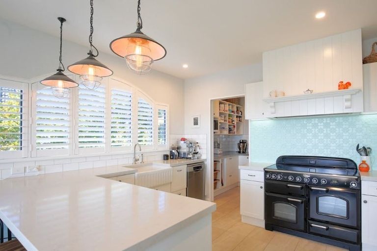 Photo of property in 39 Overdale Drive, Cashmere, Christchurch, 8022