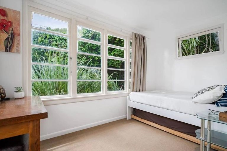 Photo of property in 886 Mount Eden Road, Three Kings, Auckland, 1024