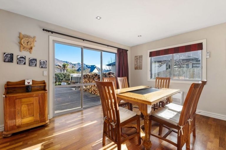 Photo of property in 10 Tyndall Street, Wanaka, 9305