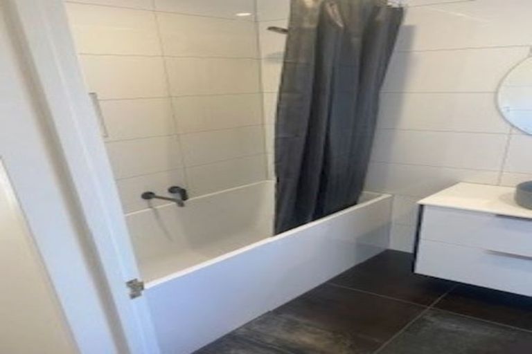 Photo of property in 75 Mcdonnell Road, Arrowtown, 9302