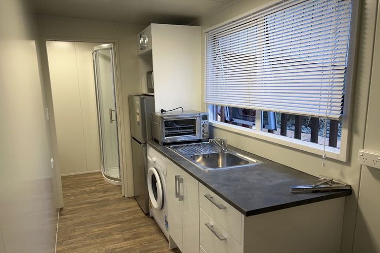 Photo of property in 20 Kilear Close, Pinehill, Auckland, 0632