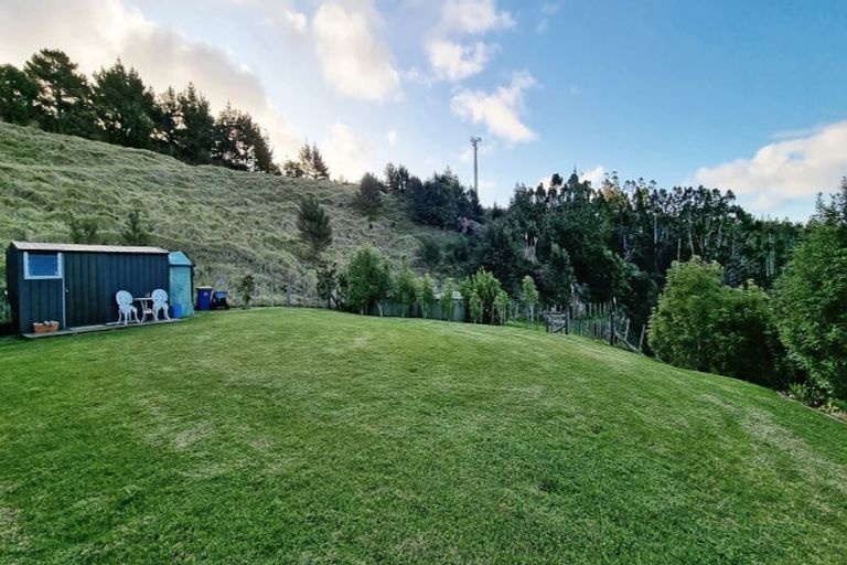 Photo of property in 67 Moses Road, Kaukapakapa, 0873