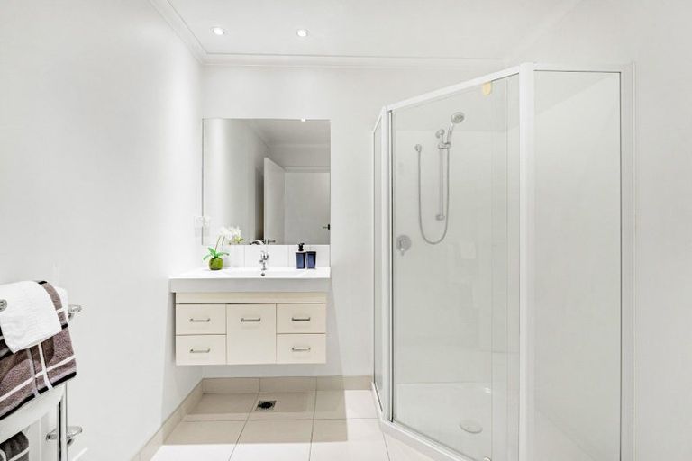 Photo of property in 5b Puka Street, Onehunga, Auckland, 1061