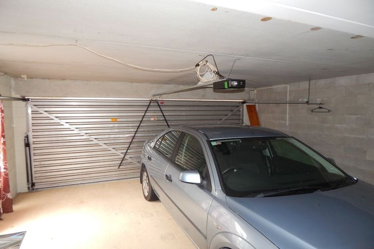 Photo of property in 21 Puketiro Place, Paihia, 0200