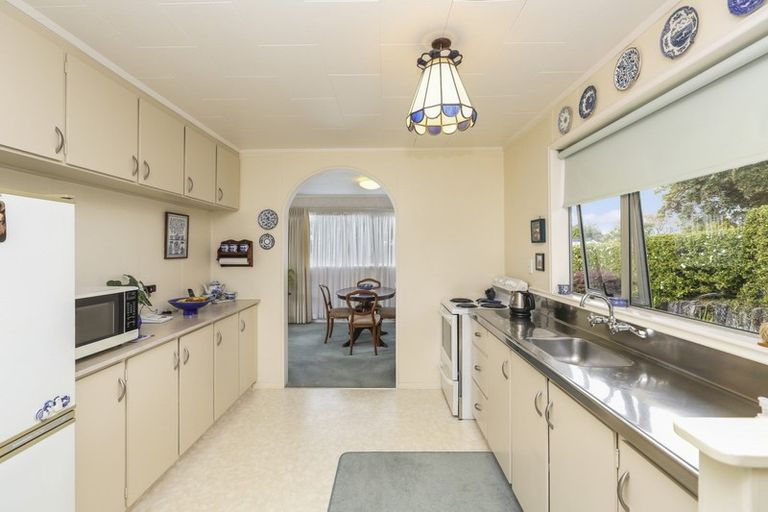 Photo of property in 154 Govett Avenue, Frankleigh Park, New Plymouth, 4310