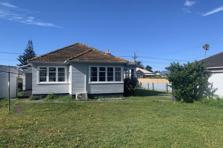 Photo of property in 56 Bignell Street, Gonville, Whanganui, 4501