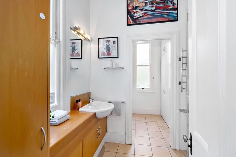 Photo of property in 2 Ruapehu Street, Mount Eden, Auckland, 1024