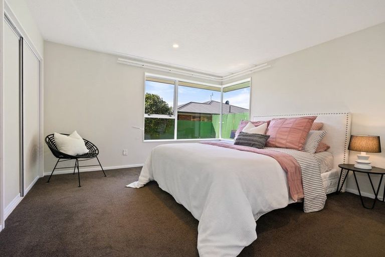 Photo of property in 8a Puna Street, Riccarton, Christchurch, 8041