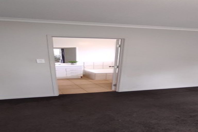 Photo of property in 25 Pateke Drive, Takanini, 2112