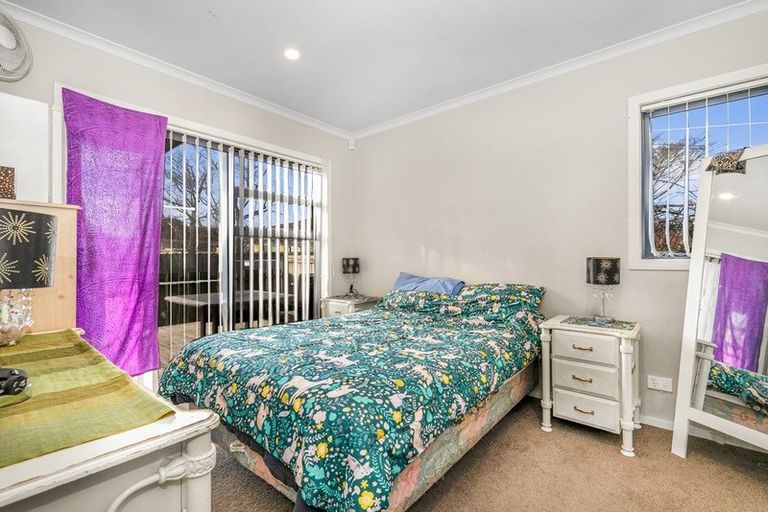 Photo of property in 6a Braeburn Place, Takanini, 2112