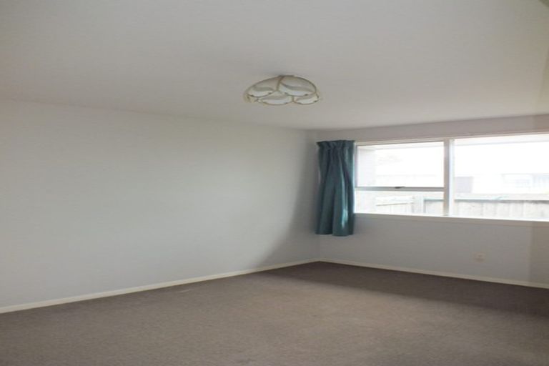 Photo of property in 3/6 Division Street, Riccarton, Christchurch, 8041