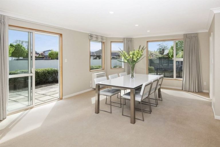 Photo of property in 2 Bayliss Close, Northwood, Christchurch, 8051