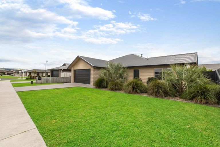 Photo of property in 6 Hebe Crescent, Papamoa Beach, Papamoa, 3118