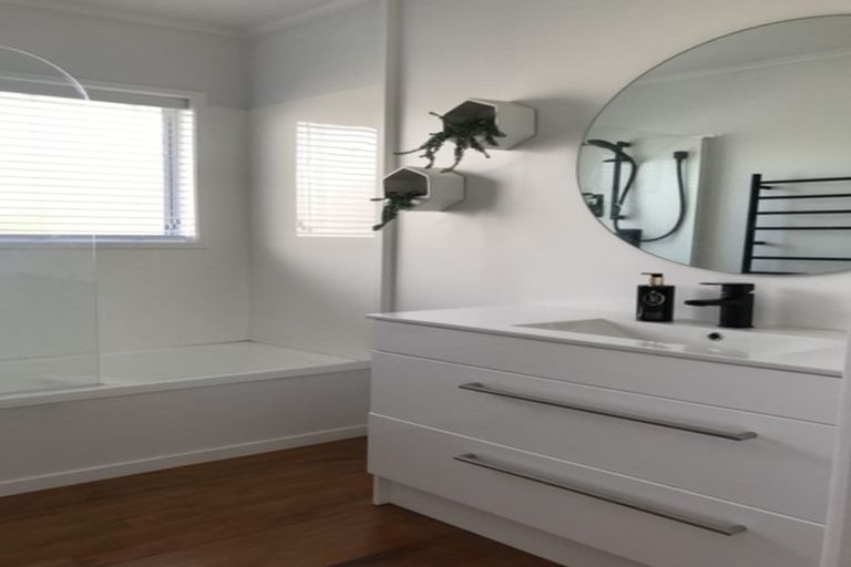 Photo of property in 9a Edison Place, Saint Heliers, Auckland, 1071