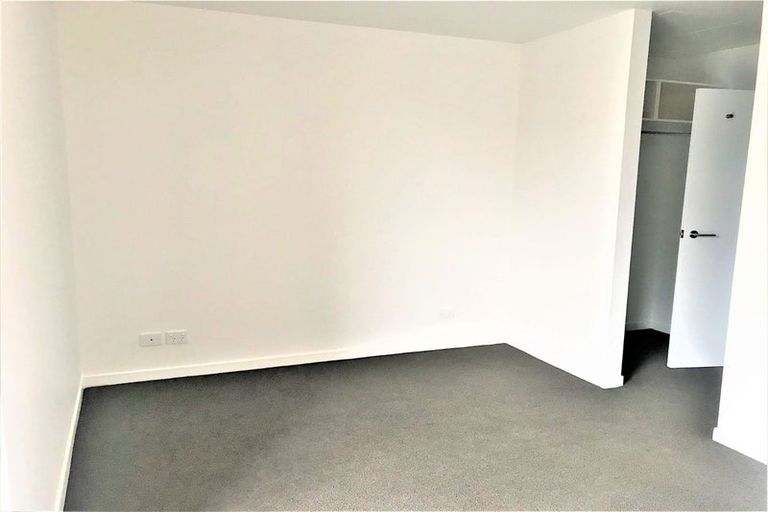 Photo of property in 3/167 Hobsonville Point Road, Hobsonville, Auckland, 0616