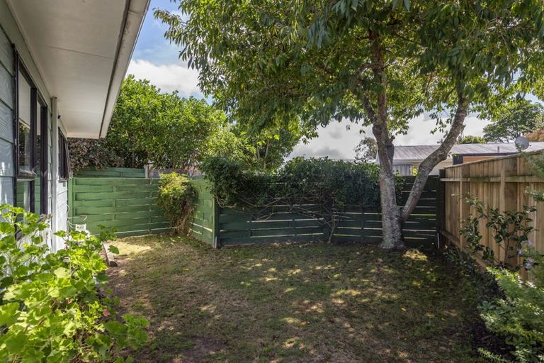 Photo of property in 9b Rodney Grove, Paraparaumu, 5032