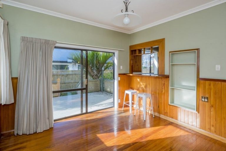 Photo of property in 203 Bath Street, Levin, 5510