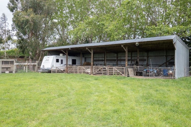 Photo of property in 128 Johnstone Street, Tinwald, Ashburton, 7774