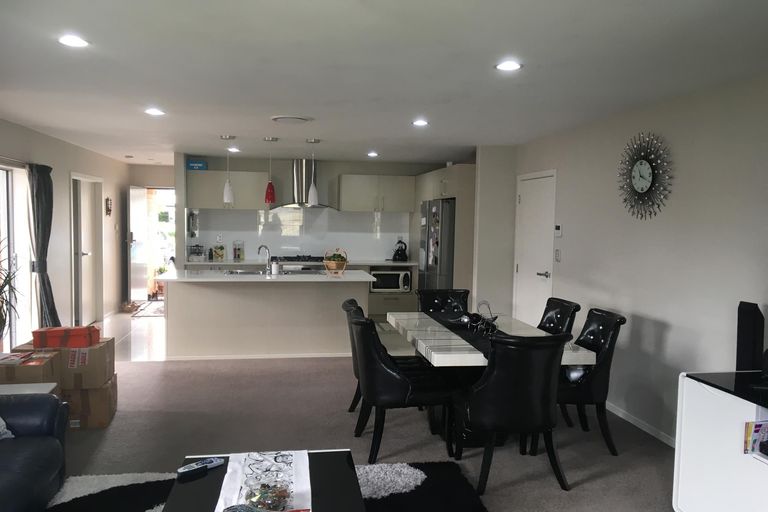 Photo of property in 240 Harbourside Drive, Karaka, Papakura, 2113