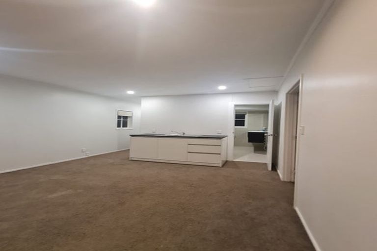 Photo of property in 4 Munstead Place, Hillcrest, Auckland, 0627