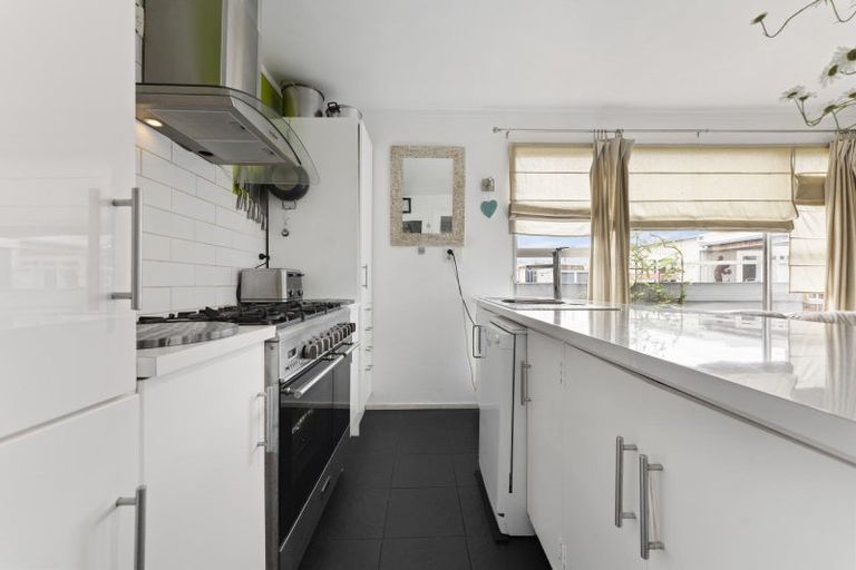 Photo of property in 127 Seabury Avenue, Foxton Beach, Foxton, 4815