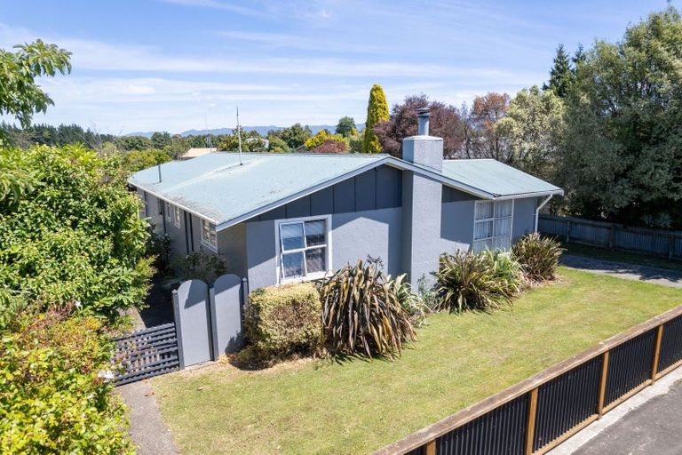 Photo of property in 46 Miller Street, Dannevirke, 4930