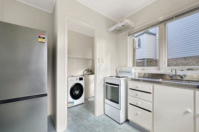 Photo of property in 4/16 Church Street, Devonport, Auckland, 0624