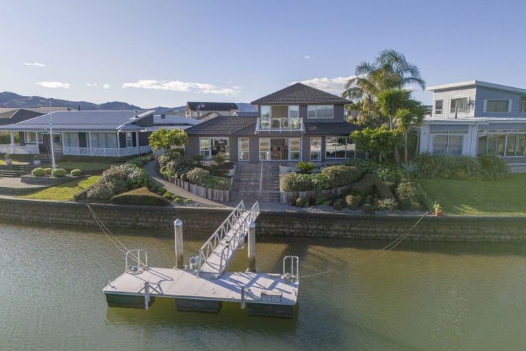 Photo of property in 19 Aquila Drive, Whitianga, 3510