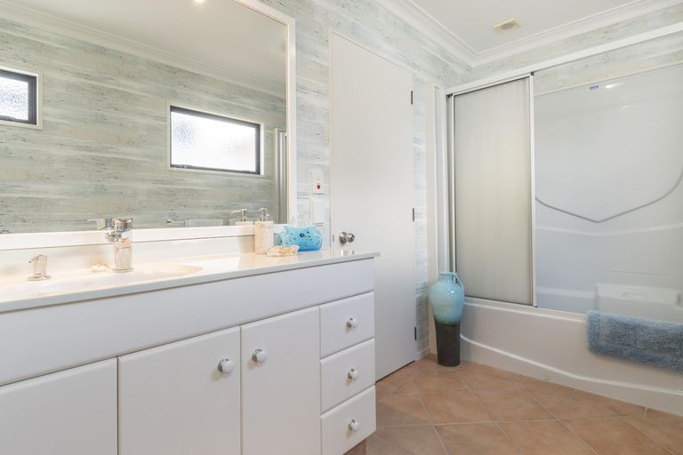 Photo of property in 9 Kulim Avenue, Otumoetai, Tauranga, 3110