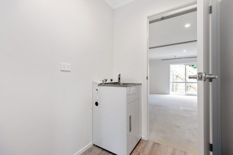 Photo of property in 180 Castlewold Drive, Bethlehem, Tauranga, 3110