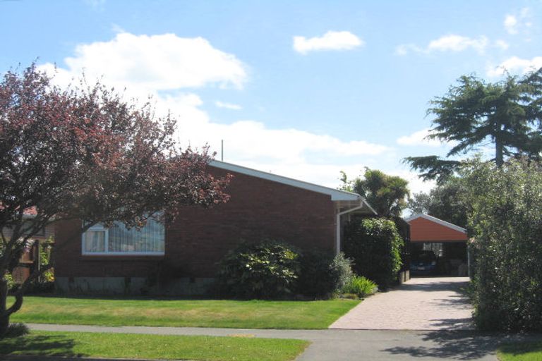 Photo of property in 61 Cotswold Avenue, Bishopdale, Christchurch, 8053