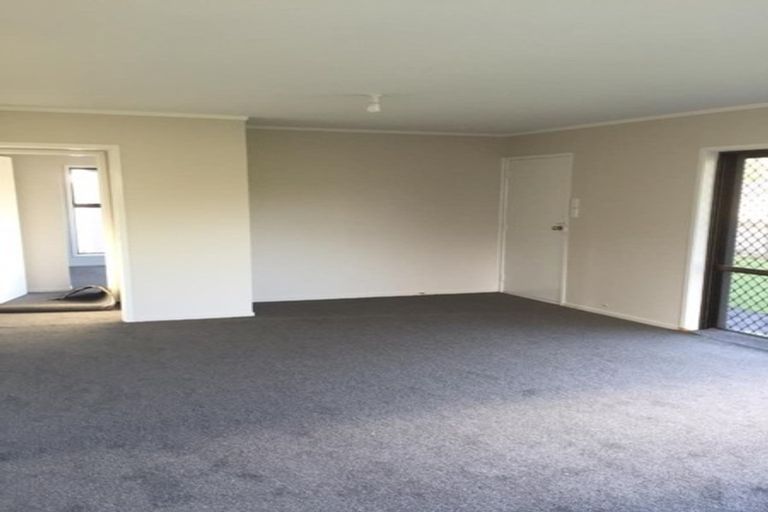 Photo of property in 14b Glengowan Place, Conifer Grove, Takanini, 2112