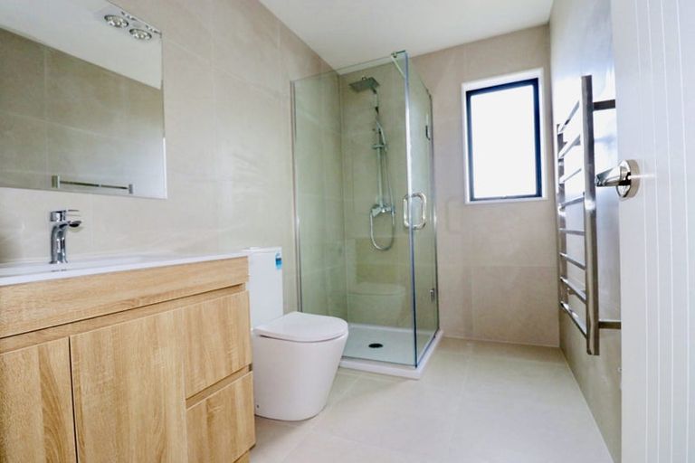 Photo of property in 4b Wahine Street, Papakura, 2110