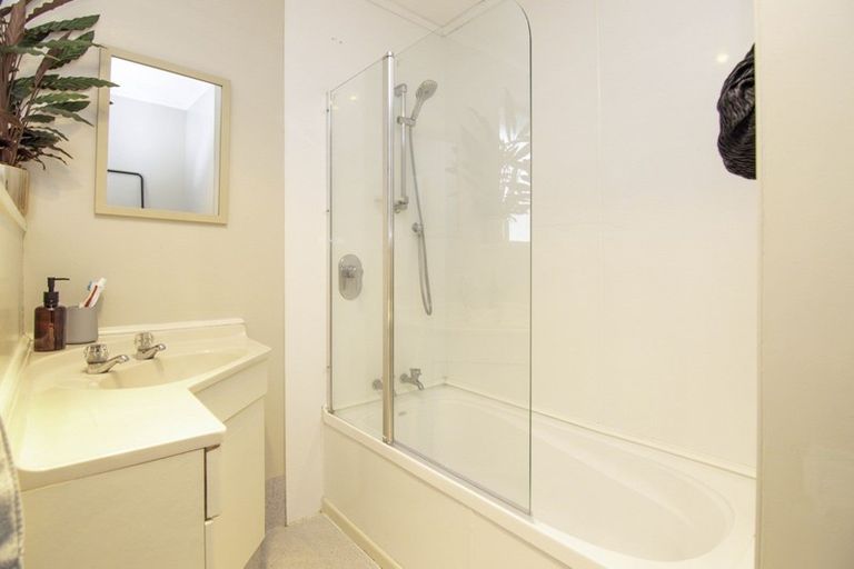 Photo of property in 27 Gemini Avenue, Milson, Palmerston North, 4414