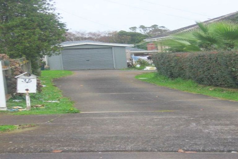 Photo of property in 35 Esperanto Road, Papatoetoe, Auckland, 2025