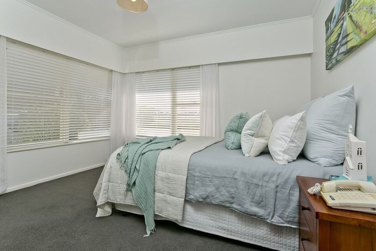 Photo of property in 2/43 Northumberland Avenue, Belmont, Auckland, 0622