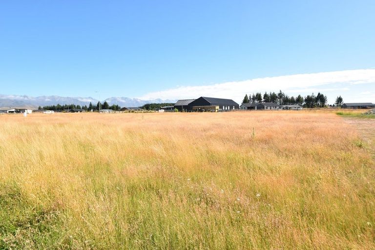 Photo of property in 1 Tussock Crescent, Twizel, 7901