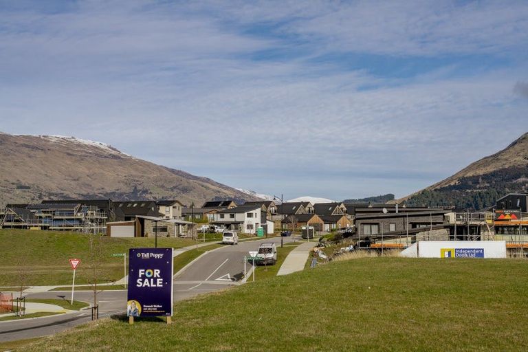 Photo of property in 1 Mason Street, Wanaka, 9305