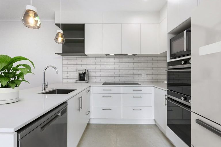 Photo of property in 8 Oyster Drive, Whenuapai, Auckland, 0618