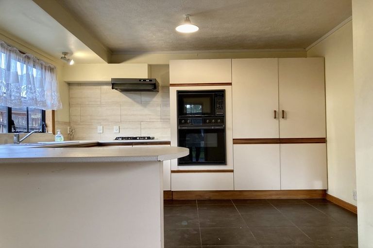 Photo of property in 1/71 Vintage Drive, Henderson, Auckland, 0612