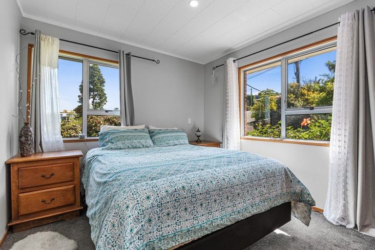 Photo of property in 1 Hawkes Street, Onerahi, Whangarei, 0110
