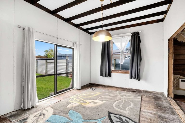 Photo of property in 14 London Street, Aramoho, Whanganui, 4500