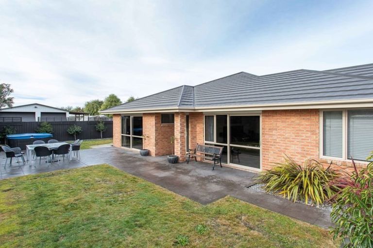 Photo of property in 21 Saltaire Street, North New Brighton, Christchurch, 8083