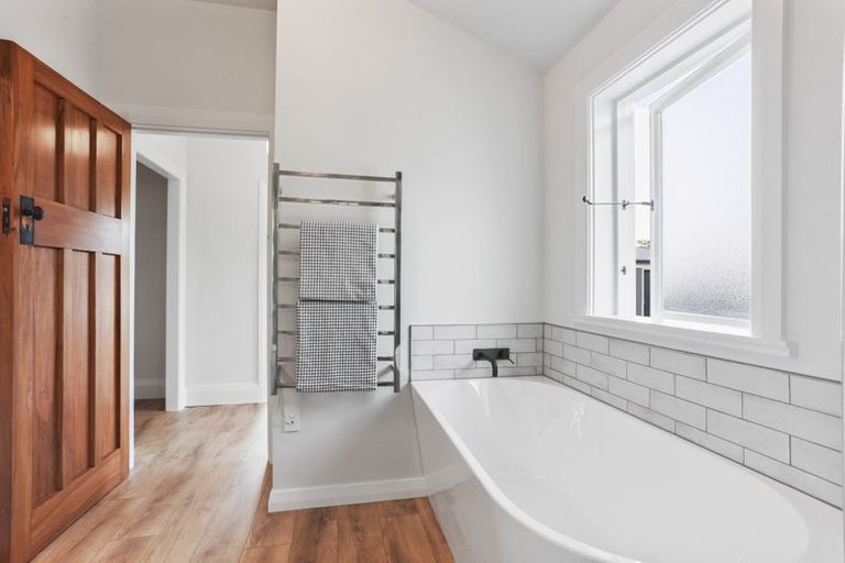 Photo of property in 10 Ayers Street, Rangiora, 7400