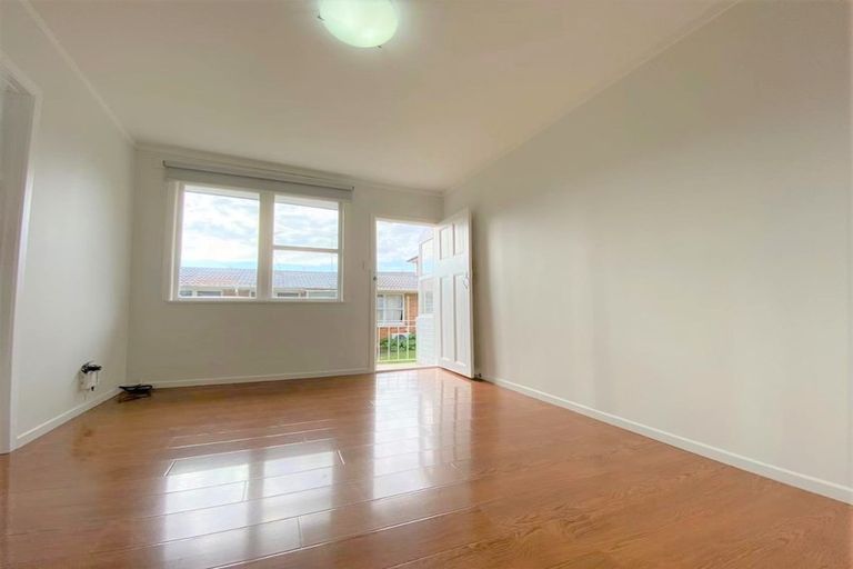 Photo of property in 8/3 Begbie Place, Sandringham, Auckland, 1025