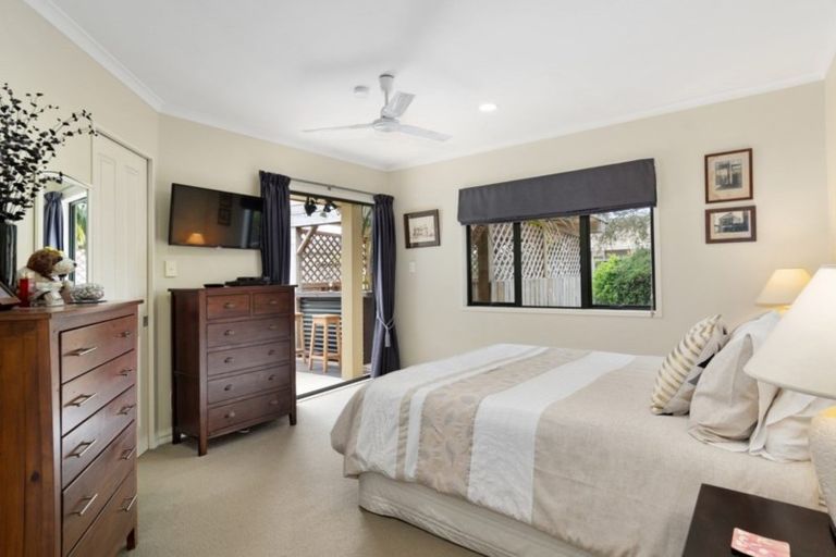 Photo of property in 667 Gloucester Road, Papamoa Beach, Papamoa, 3118